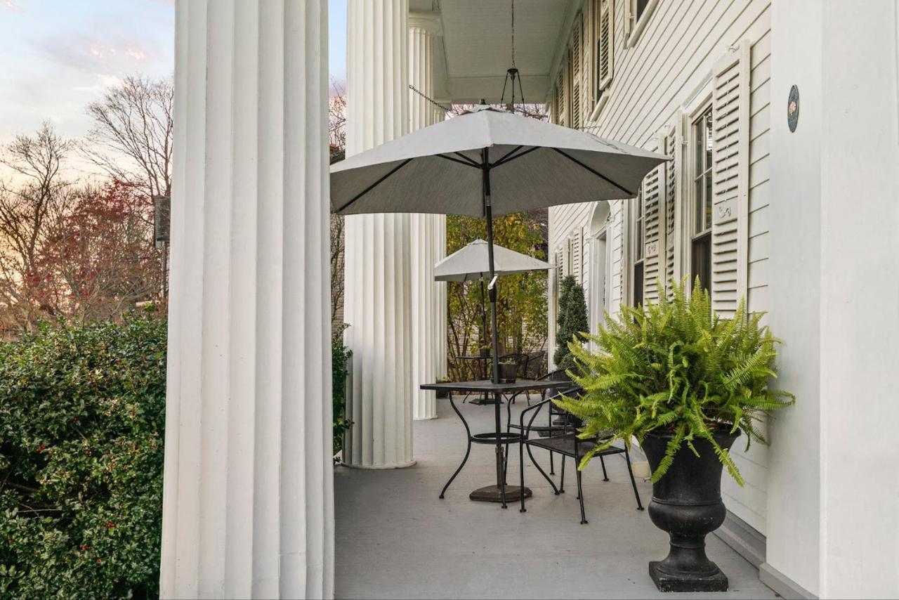 The Watson Boutique Bed And Breakfast Thompson Exterior photo