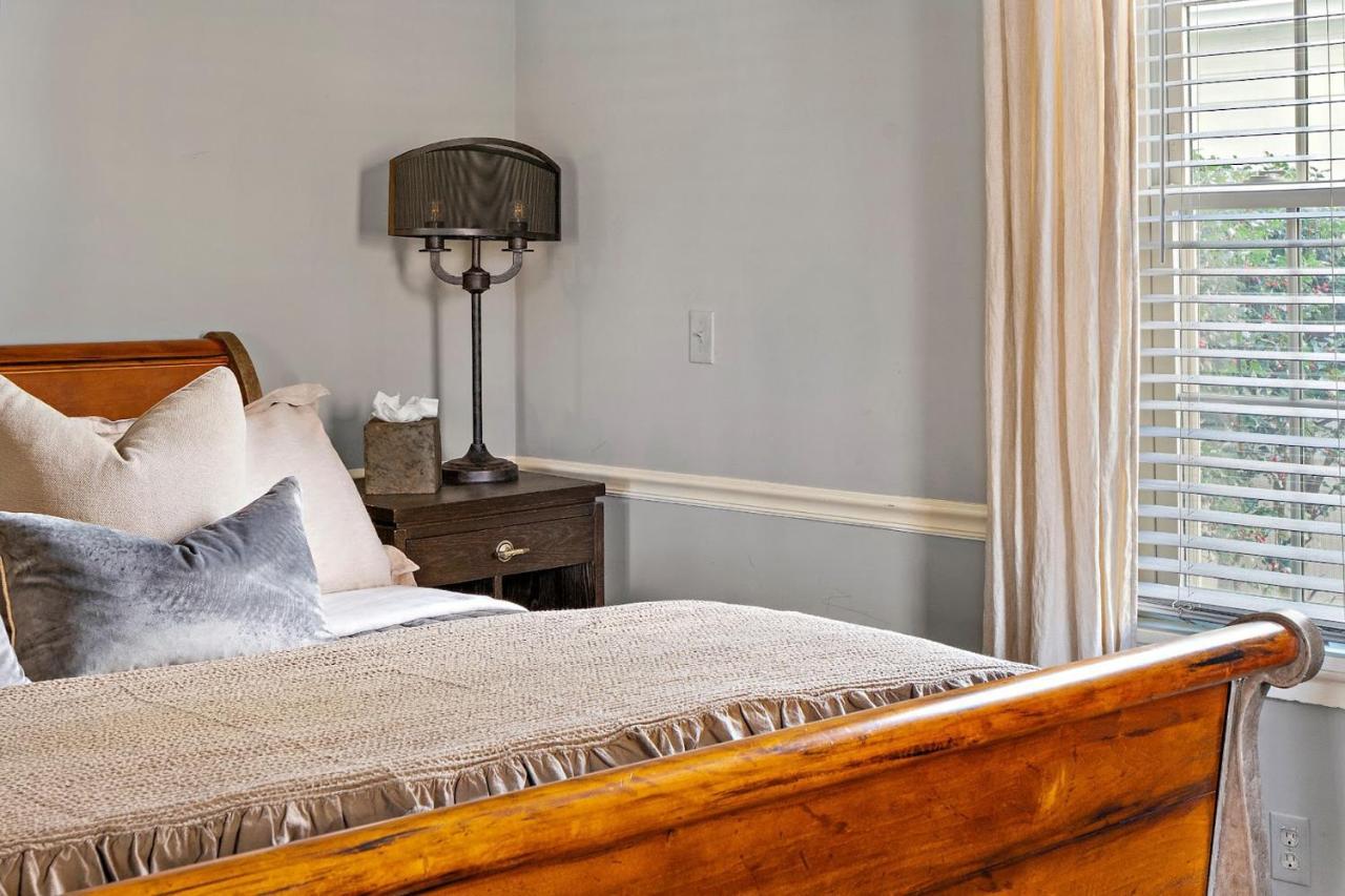 The Watson Boutique Bed And Breakfast Thompson Exterior photo
